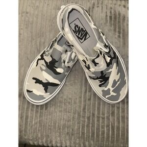VANS "Off The Wall" Slip On Shoes-Unisex-Mens Size 4 Women's‎ 5.5 Camouflage